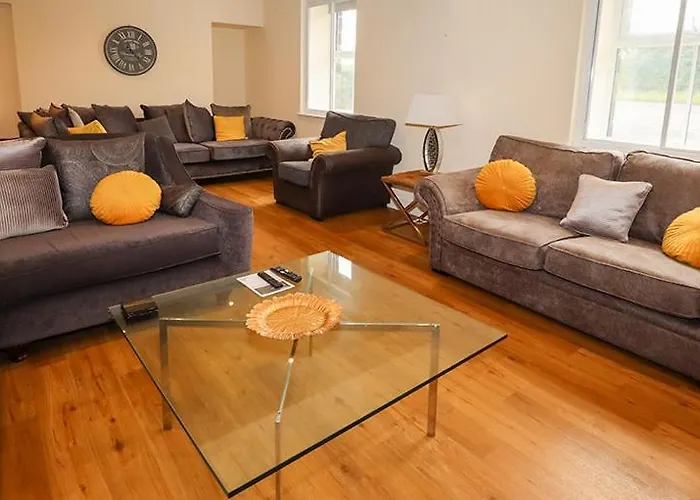 Guest house Bramall House